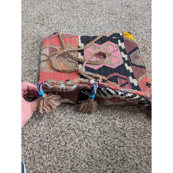 “VNTG, Handmade Kilim Wool Shoulder Bag Tribal Boho Crossbody Purse w/ Tassels - Picture 7 of 16